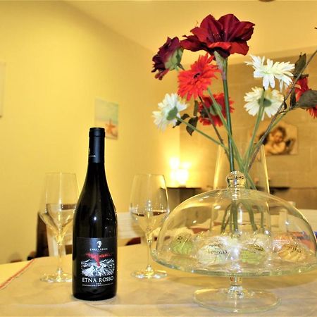 Il Conte Di Cavour Apartment Syracuse Ngoại thất bức ảnh